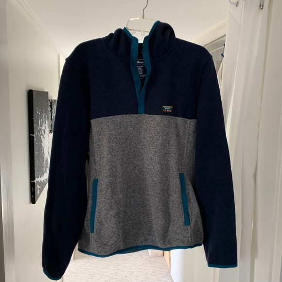 LL Bean pullover - Picture 9 of 9